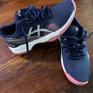 ASICS gel game 8 pickleball size 5 women’s